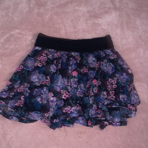 Two size 8, Justice Girls Skirts - Picture 3 of 3